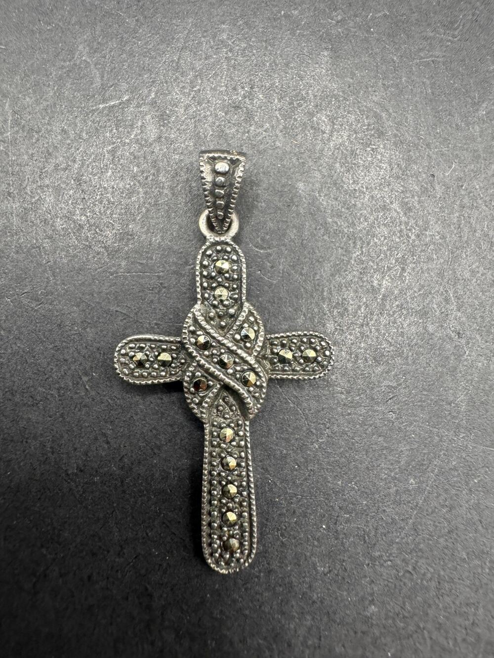 Vtg Sterling Silver 925 Marcasite Studded Cross Religious Pendant 36.8mm